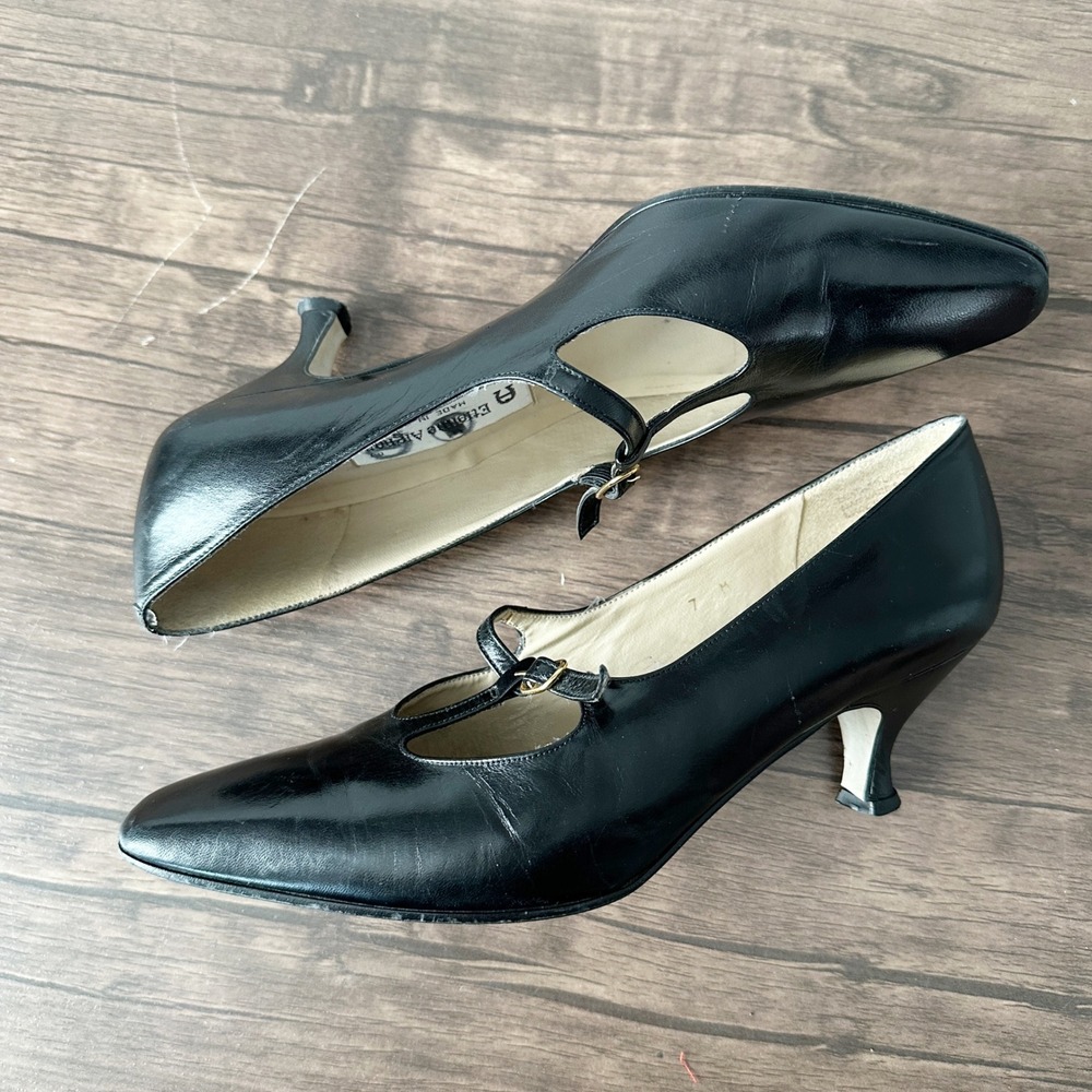 Etienne Aigner Retro Leather Black T-Strap Athena Heels Women's Size 7M - Picture 10 of 10
